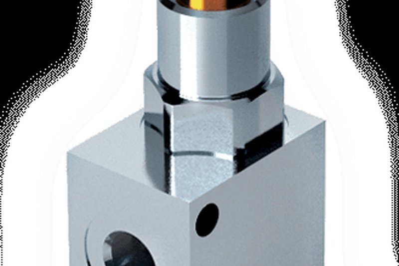 Maximum pressure valve